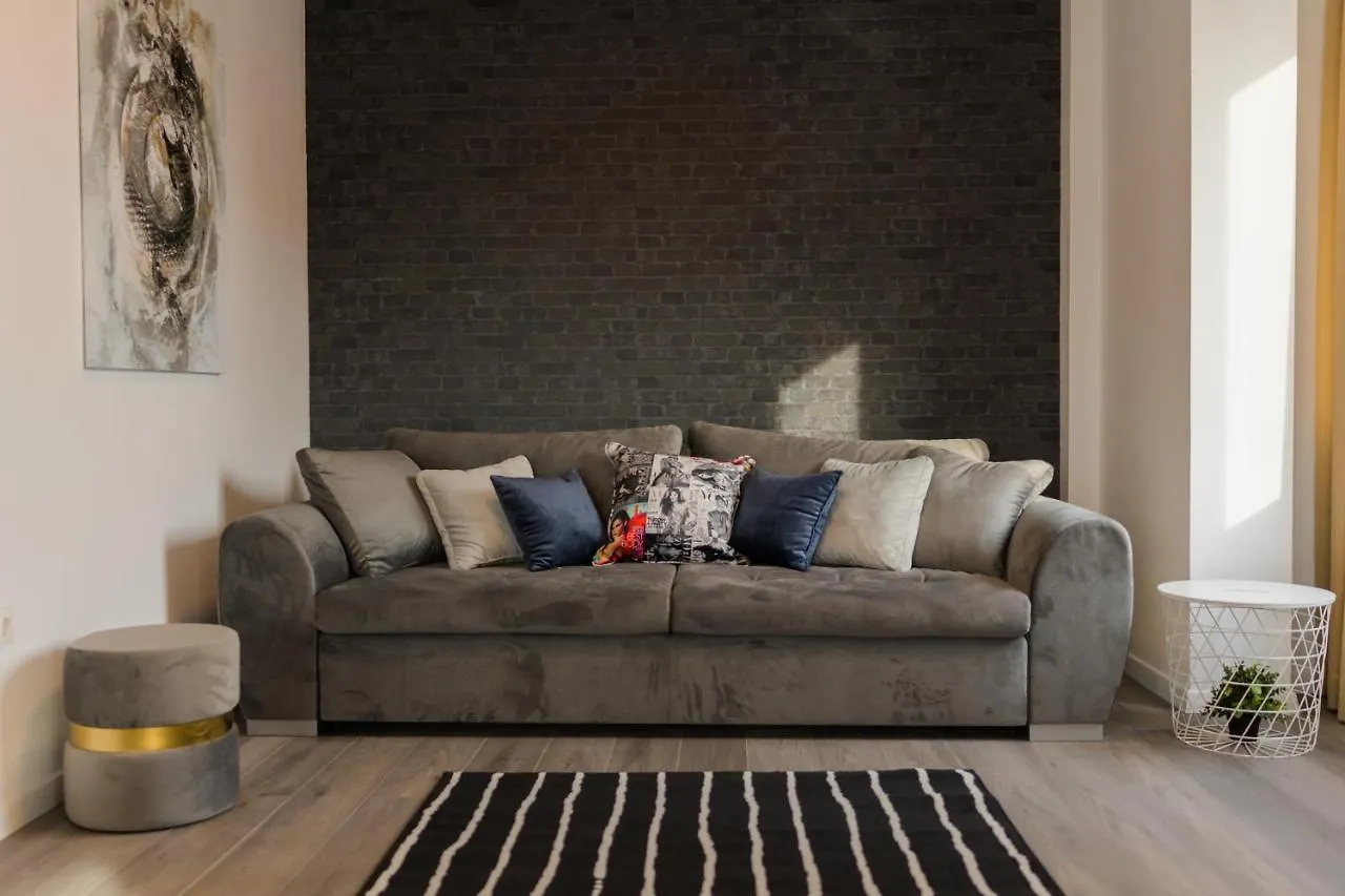Apartment Penthouse With Huge Rooftop Terrace & City View Bucharest
