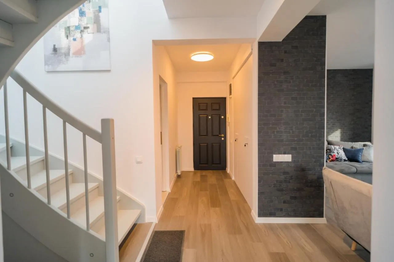 Penthouse With Huge Rooftop Terrace & City View Bukarest 0*,  Rumänien
