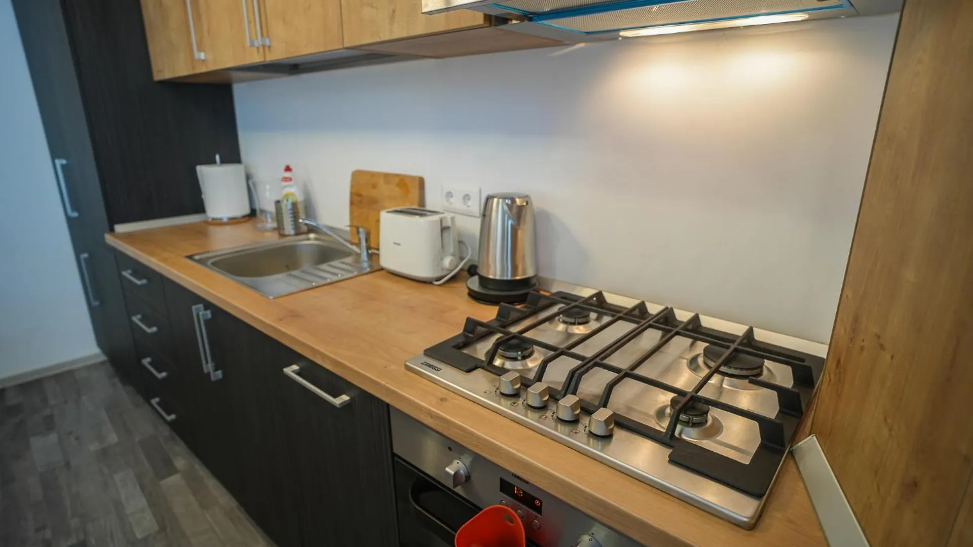 Penthouse With Huge Rooftop Terrace & City View Bukarest Rumänien