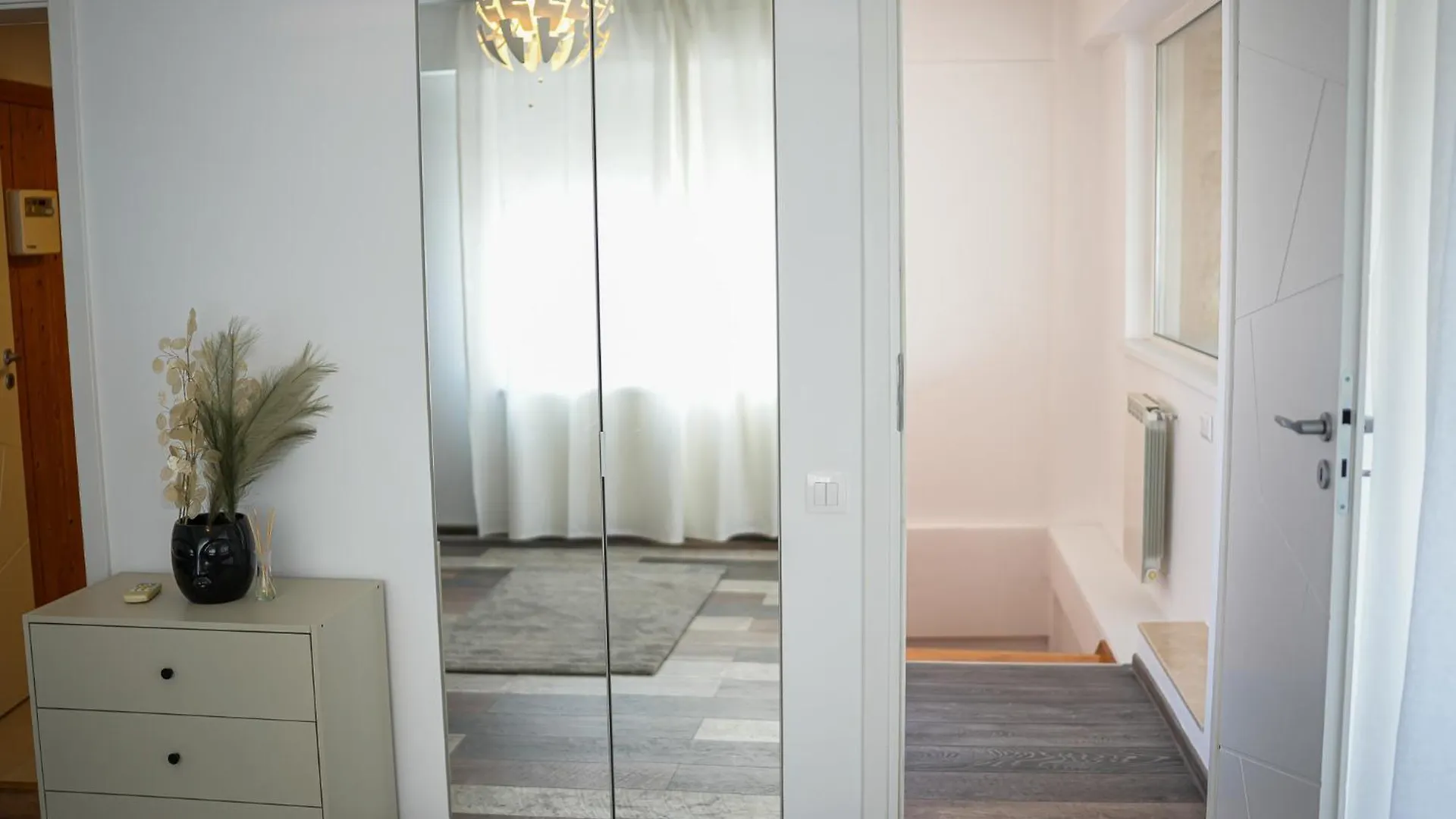 Penthouse With Huge Rooftop Terrace & City View Bukarest 0*,  Rumänien